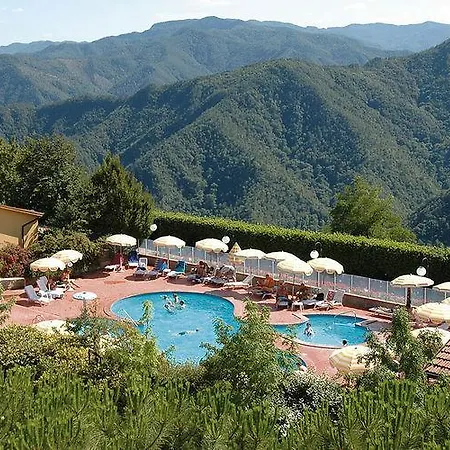 Comfortable With Terrace, Located In Nature *