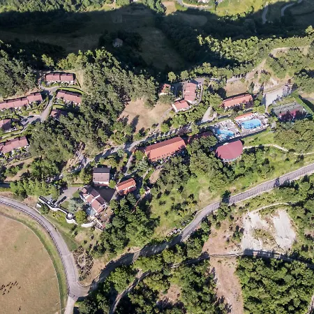 Comfortable With Terrace, Located In Nature Hébergement de vacances *