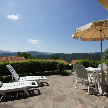 Comfortable With Terrace, Located In Nature Hébergement de vacances Salecchio